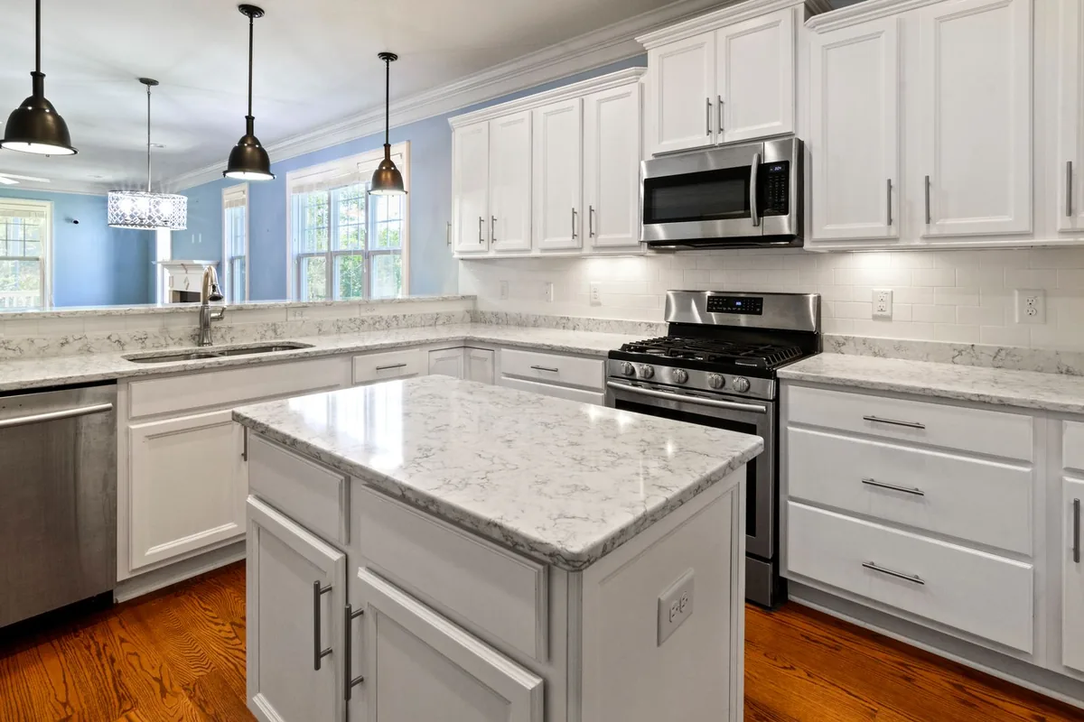 Filth & Squalor Cleanup in Woodhaven, MI
